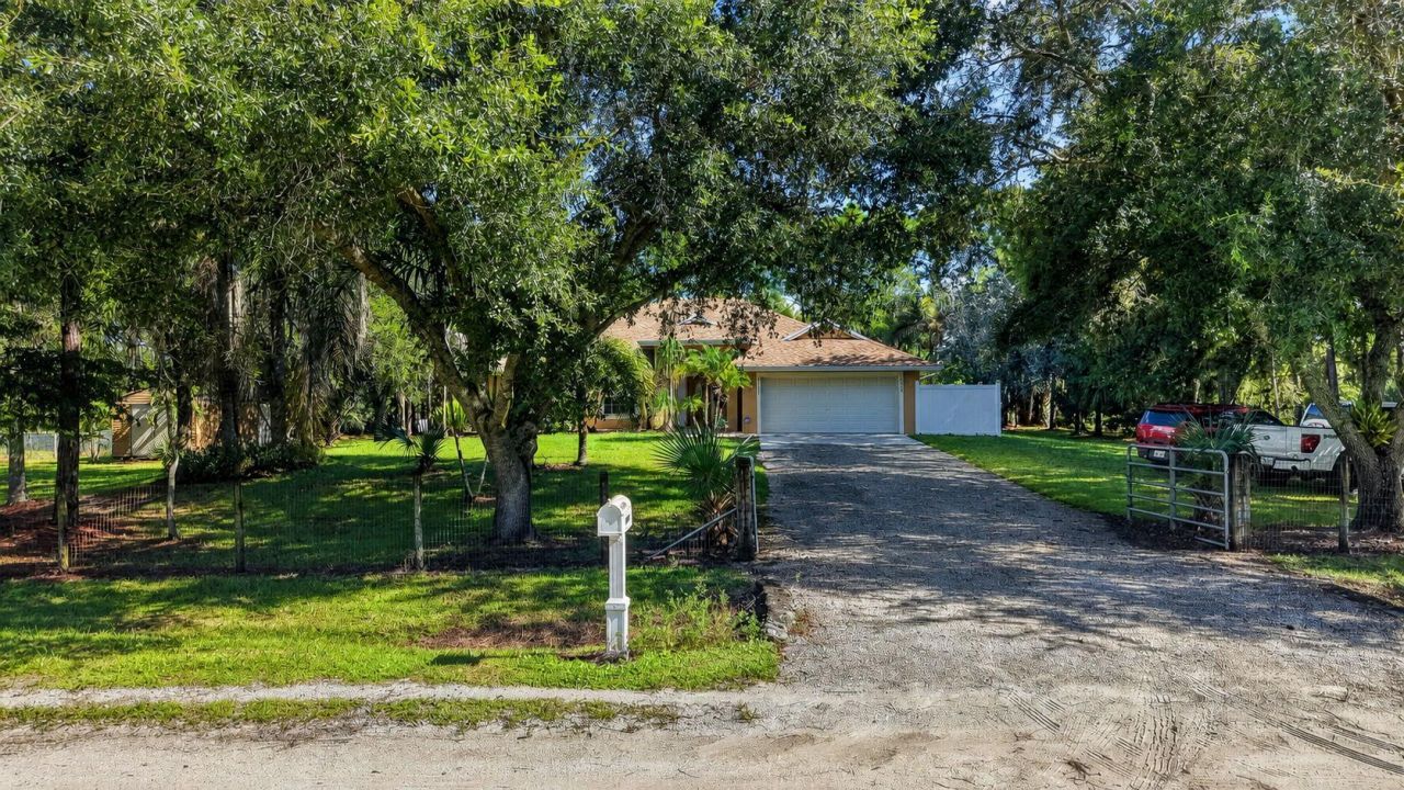 17107 82nd Road N, The Acreage, FL 33470 Photo