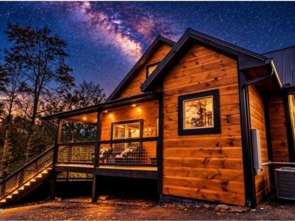 233 Cherokee Path Way, Sevierville, TN 37876