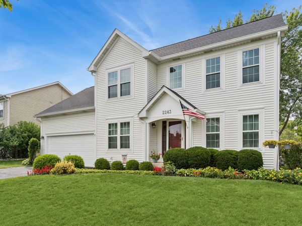 2243 Cheshire Drive , Aurora, IL 60502