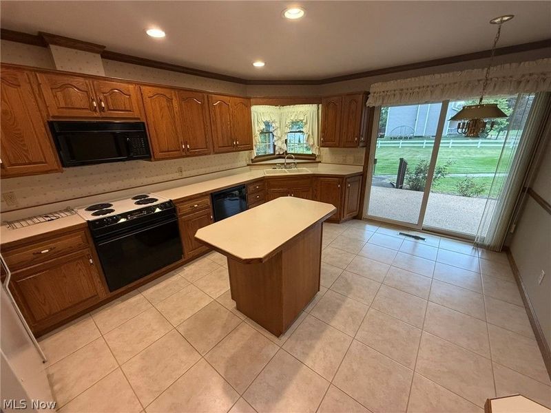 490 Ellen Avenue SW, New Philadelphia, OH 44663 Photo 9