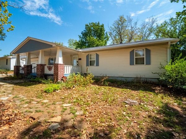 1004 Birch Street, Wellston, OK 74881