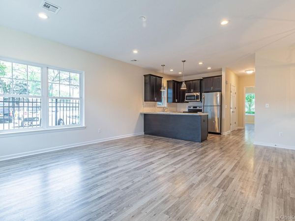 21 Robert Court Street , Amityville, NY 11701