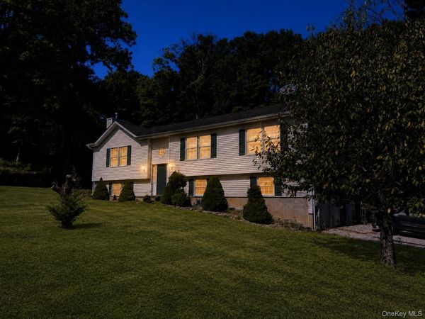 71 O'Halloran Circle , Pleasant Valley, NY 12569