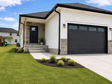 11759 S 125 Street, Papillion, NE 68046