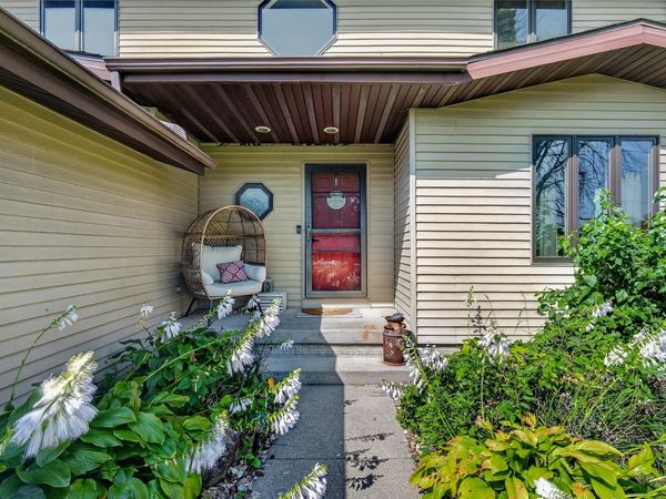 1008 Pleasant Street SE, Bondurant, IA 50035