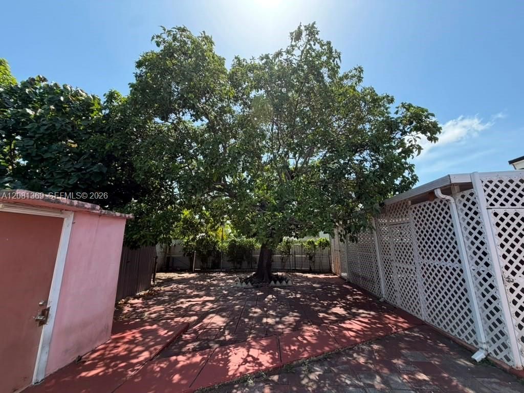3500 NW 16th Ter , Miami, FL 33125 Photo