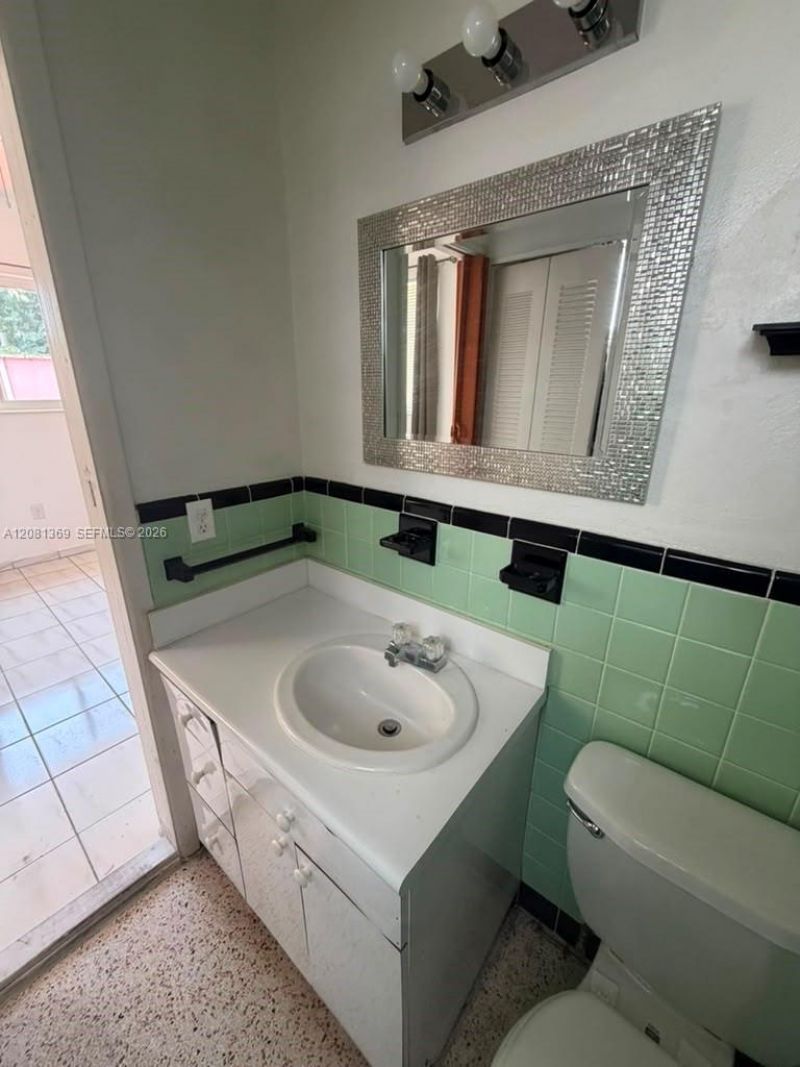 3500 NW 16th Ter , Miami, FL 33125 Photo