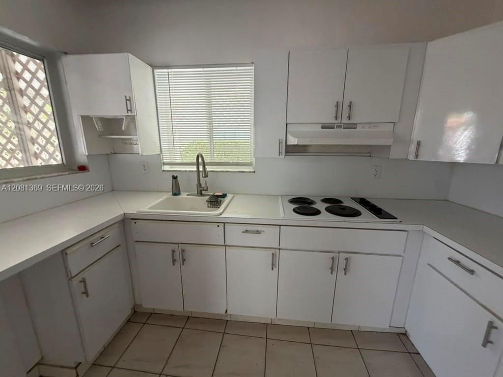 3500 NW 16th Ter , Miami, FL 33125 Photo