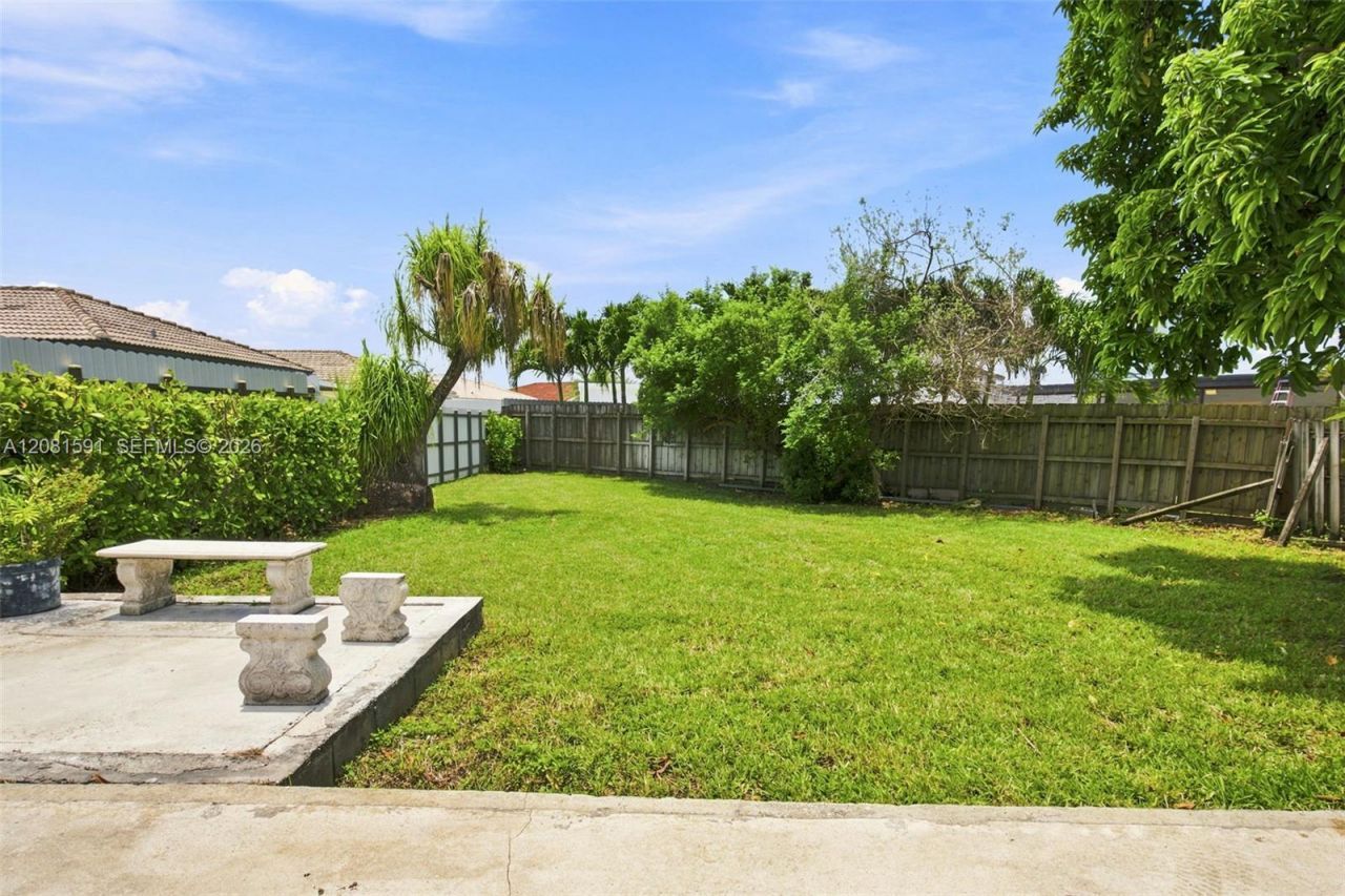 14720 SW 141st Ter , Miami, FL 33196 Photo