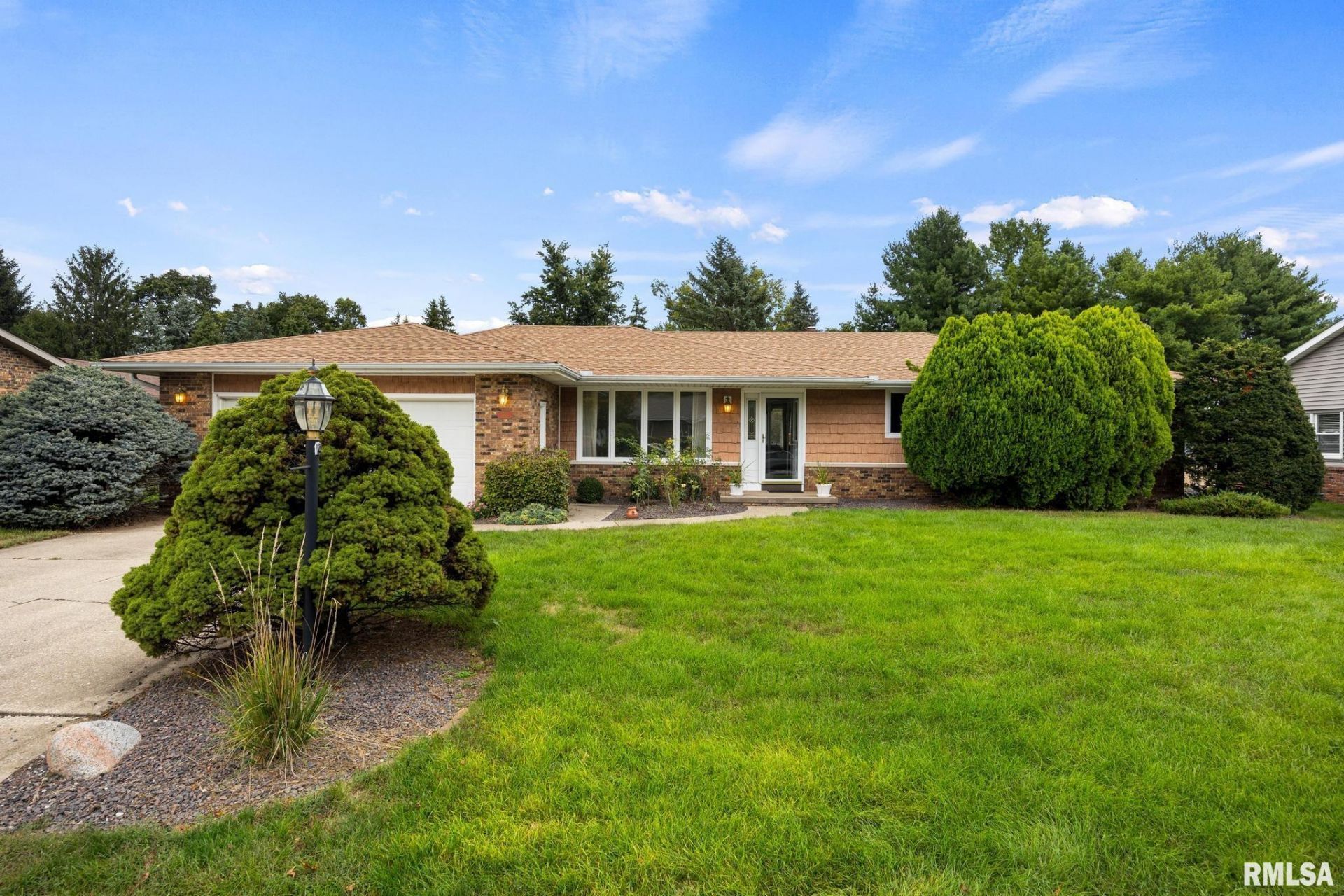 1140 Brentwood Road, Morton, IL 61550 Main Photo