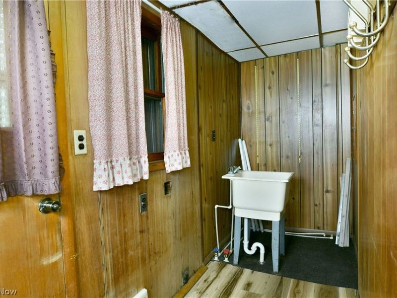 794 N Stateline Road, Masury, OH 44438 Photo 16