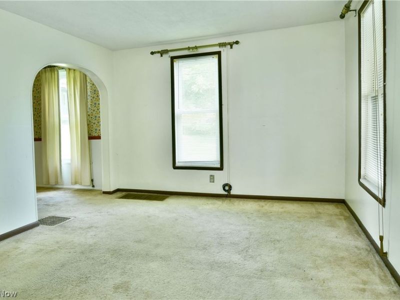 794 N Stateline Road, Masury, OH 44438 Photo 4