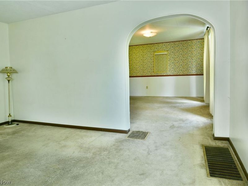 794 N Stateline Road, Masury, OH 44438 Photo 6