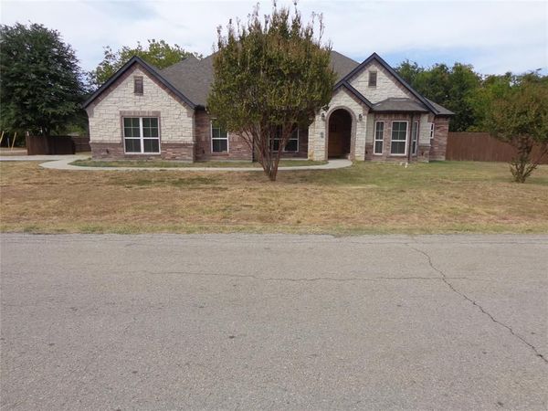 6617 Sunshine Drive , Arlington, TX 76016