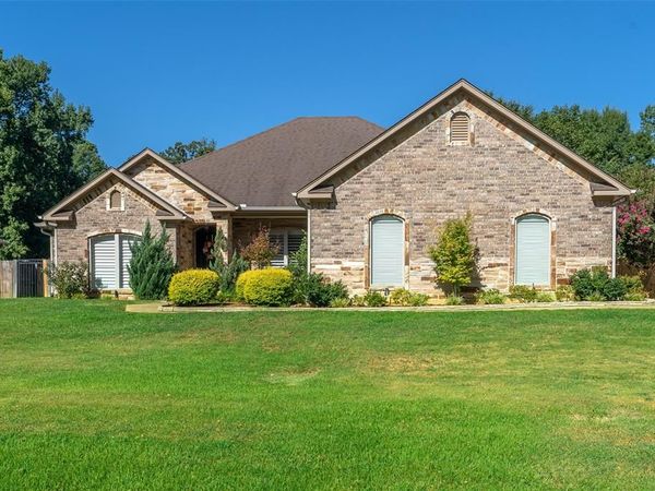 160 Timber Falls Drive, Longview, TX 75605