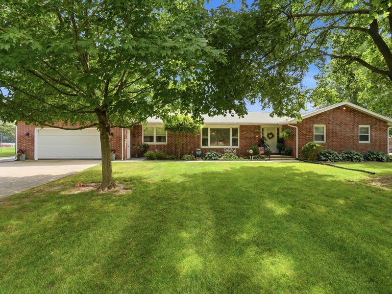 2643 Elmview Drive, Lima, OH 45806 Photo 2