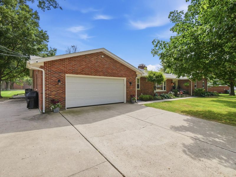 2643 Elmview Drive, Lima, OH 45806 Photo 4