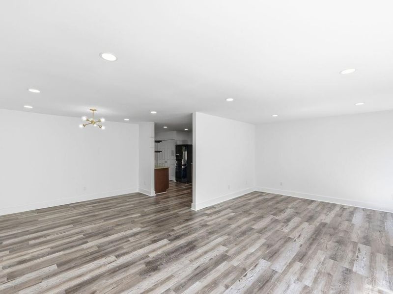 8131 Timbertree Way, West Chester, OH 45069 Photo 13