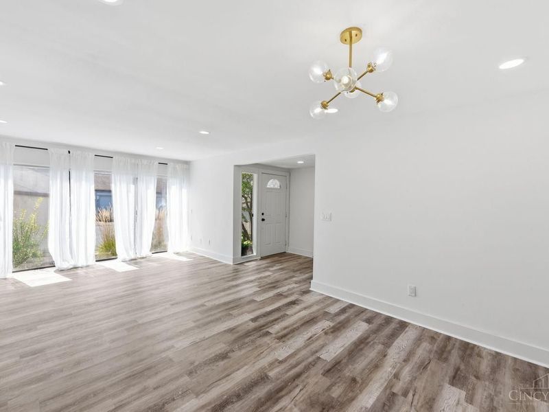 8131 Timbertree Way, West Chester, OH 45069 Photo 16