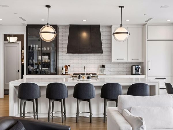 1111 W River Parkway, Unit 10E, Minneapolis, MN 55415