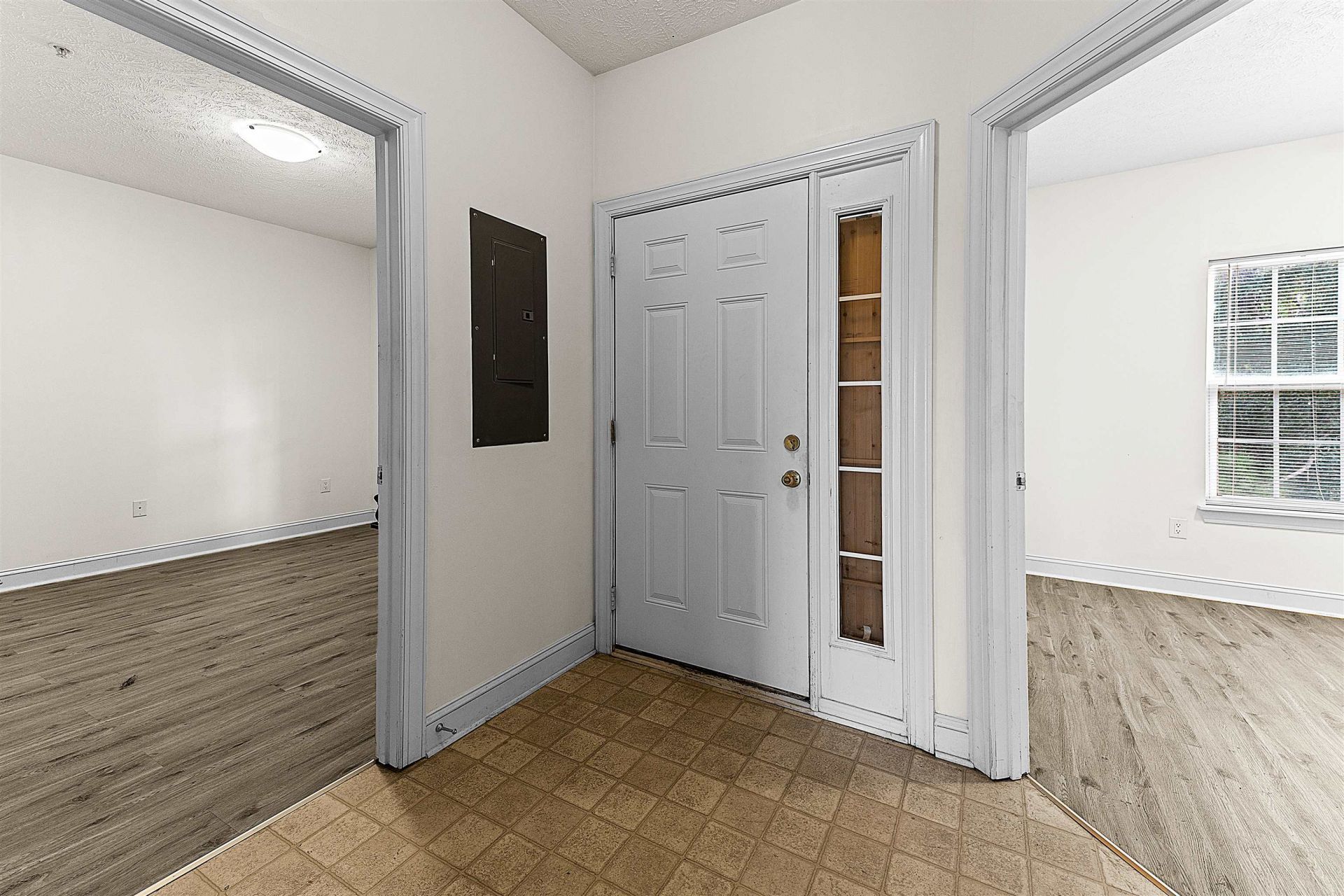 6010 Windsor Green Way Photo 38
