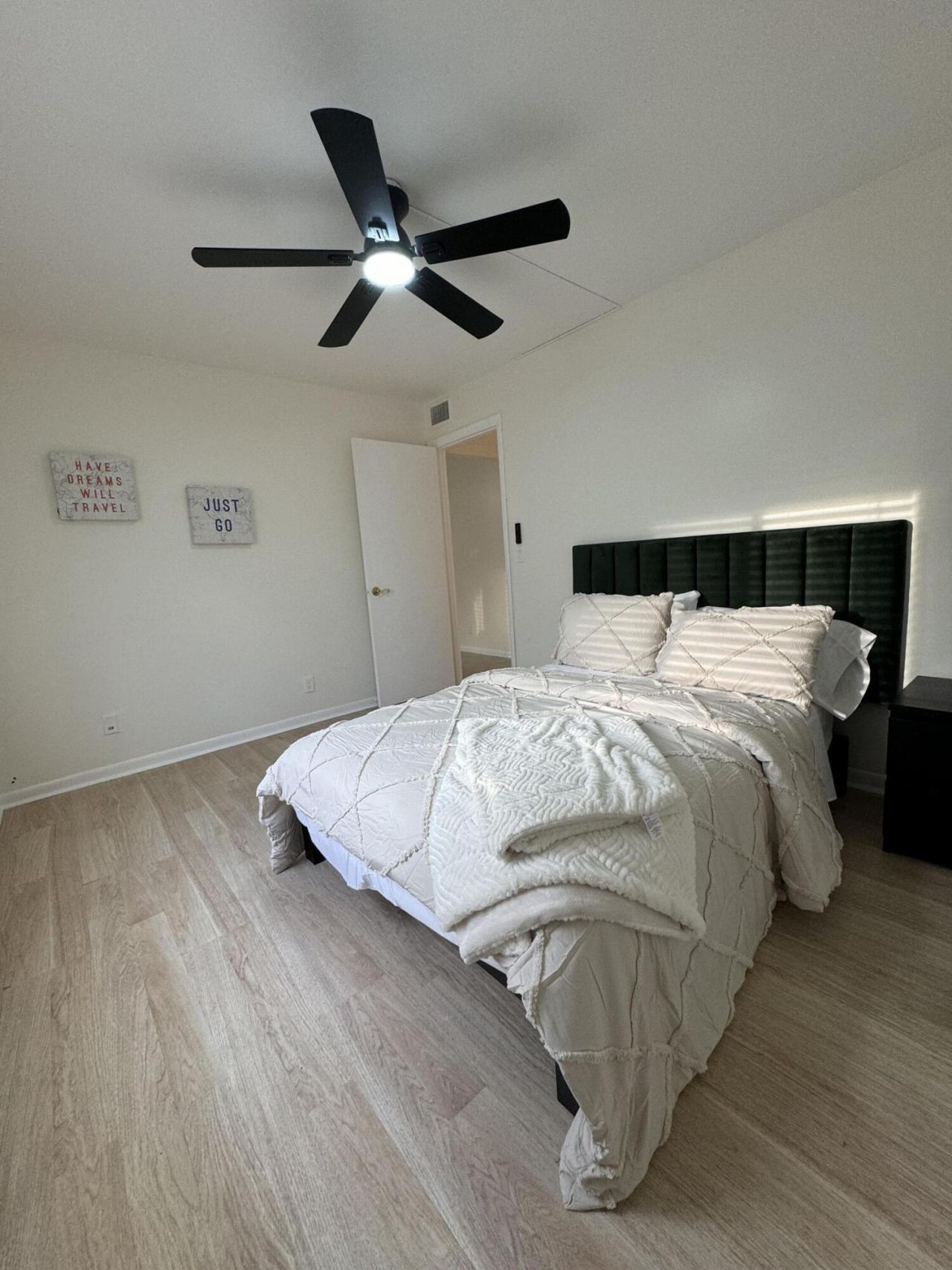 3624 La Aires Court, Unit D-1, Greenacres, FL 33463 Photo