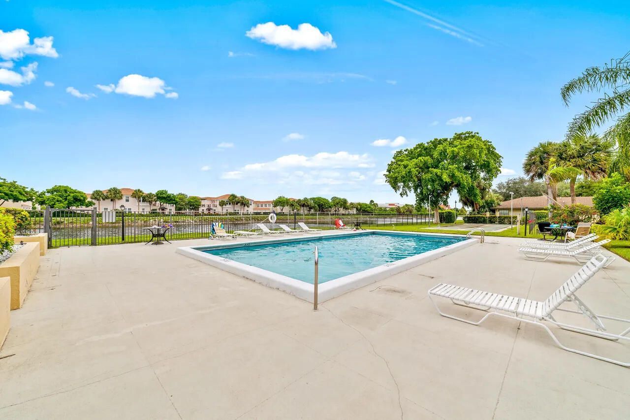 3132 SW 20th Terrace, Unit 12B, Delray Beach, FL 33445 Photo