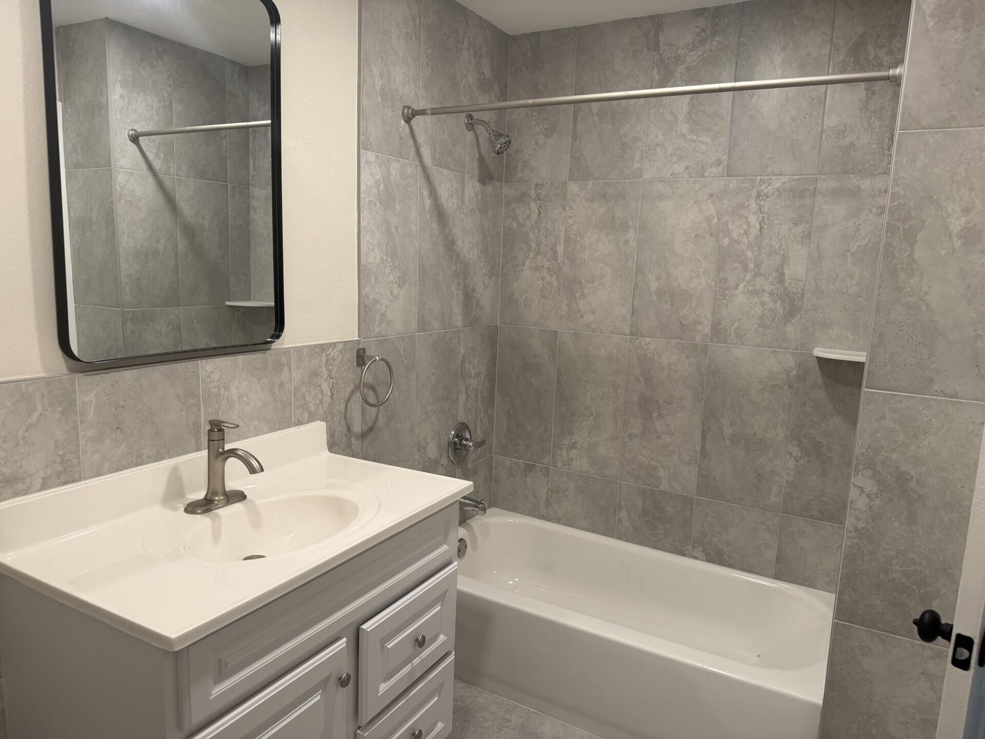 2723 Griffin Road, Unit 2, Fort Lauderdale, FL 33312 Photo