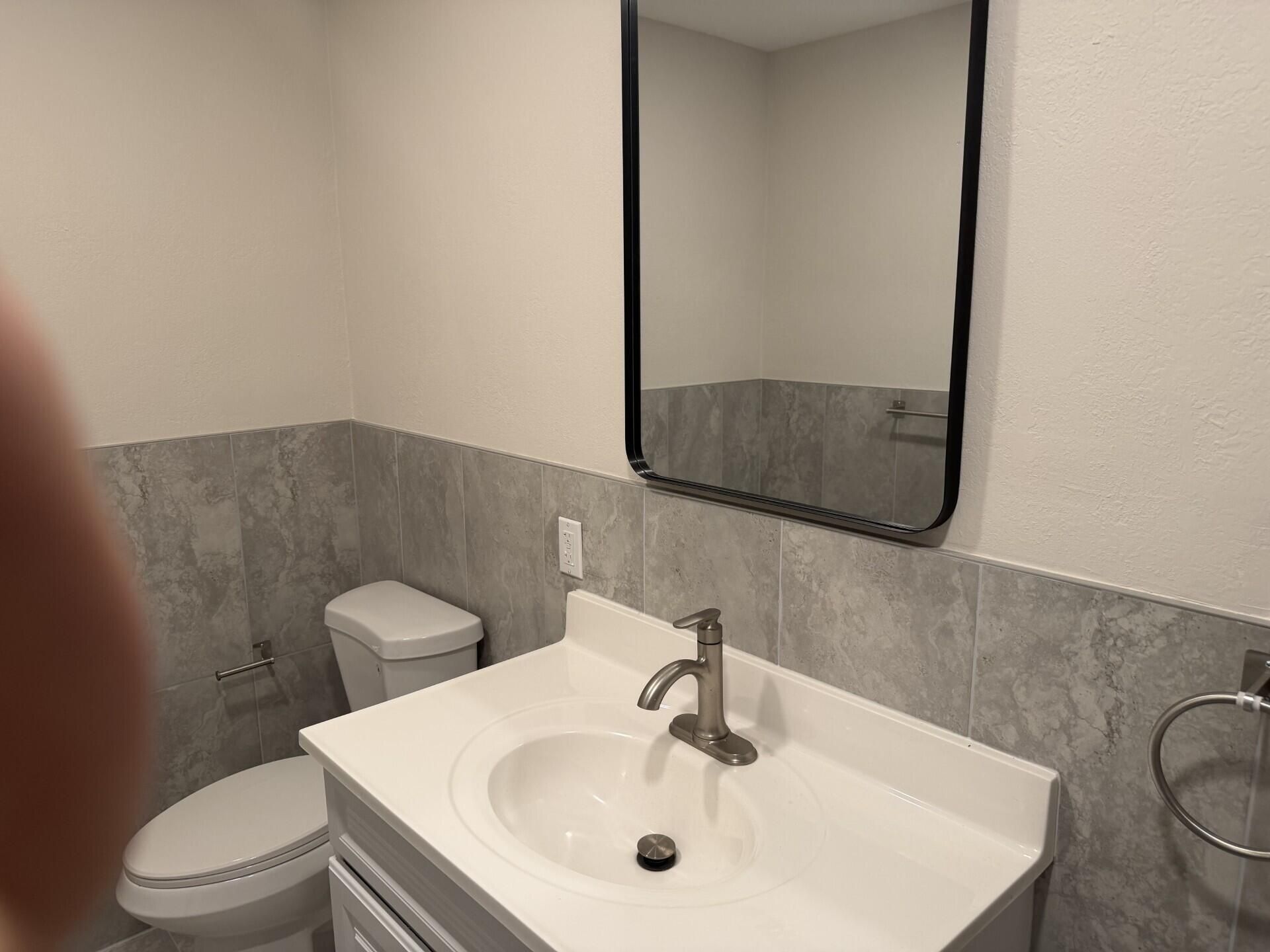 2723 Griffin Road, Unit 2, Fort Lauderdale, FL 33312 Photo
