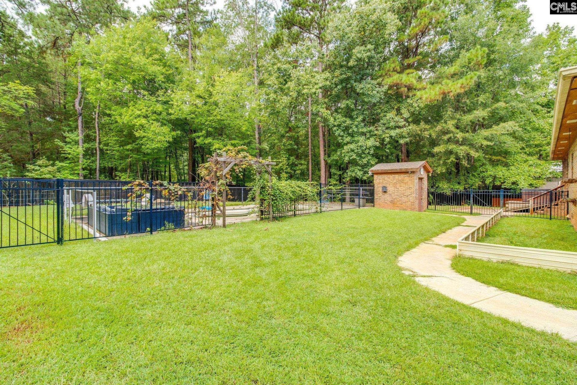 105 Bear Creek Court Photo 32