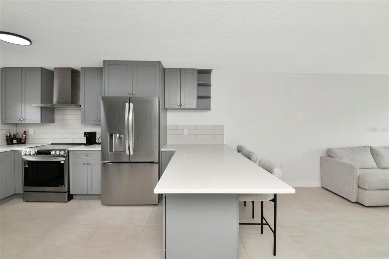 729 Saint Judes Drive S, Unit 2, Longboat Key, FL 34228 Photo