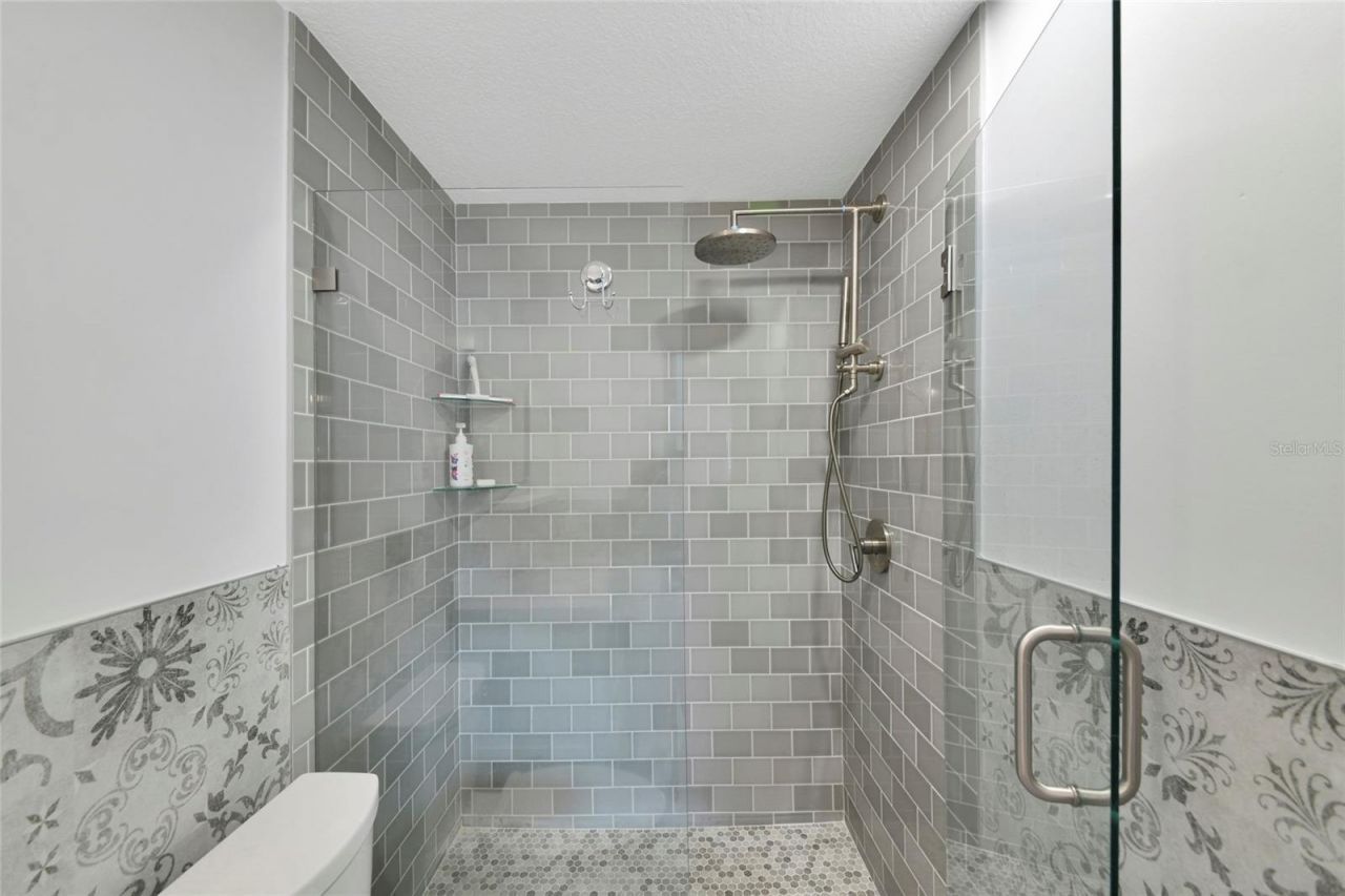 729 Saint Judes Drive S, Unit 2, Longboat Key, FL 34228 Photo