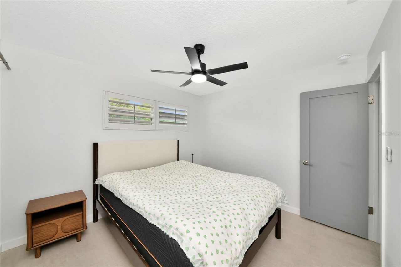 729 Saint Judes Drive S, Unit 2, Longboat Key, FL 34228 Photo