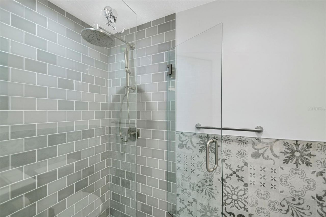 729 Saint Judes Drive S, Unit 2, Longboat Key, FL 34228 Photo
