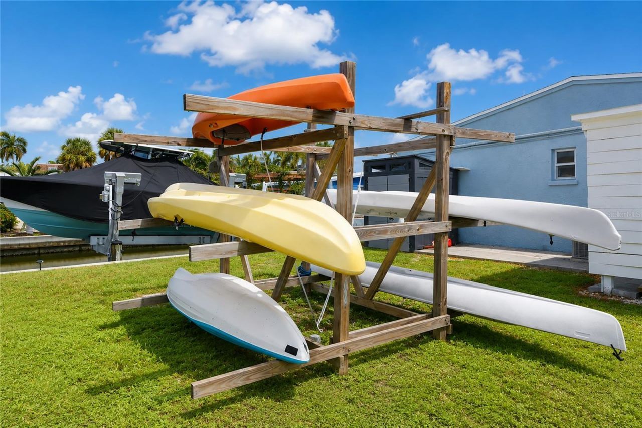 729 Saint Judes Drive S, Unit 2, Longboat Key, FL 34228 Photo