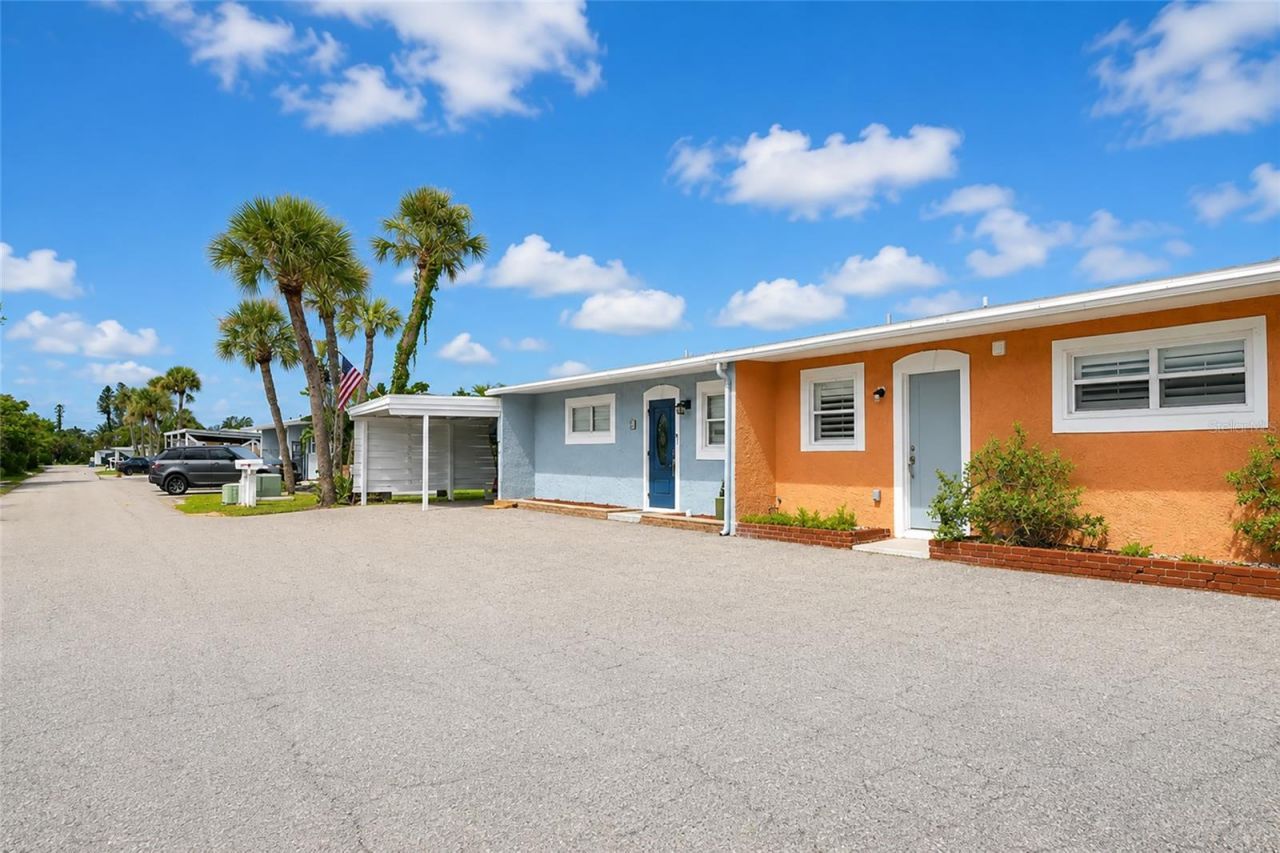 729 Saint Judes Drive S, Unit 2, Longboat Key, FL 34228 Photo