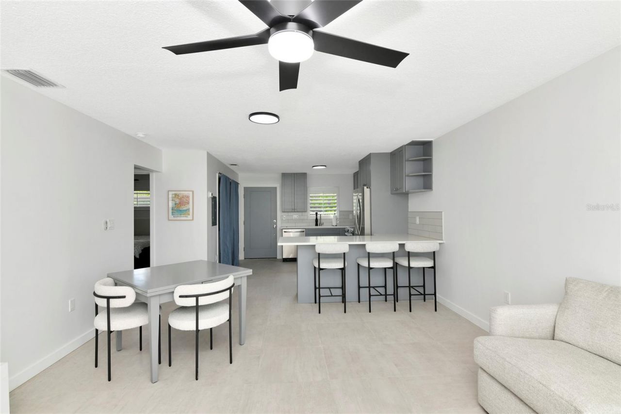 729 Saint Judes Drive S, Unit 2, Longboat Key, FL 34228 Photo