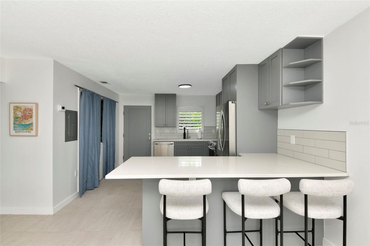 729 Saint Judes Drive S, Unit 2, Longboat Key, FL 34228 Photo