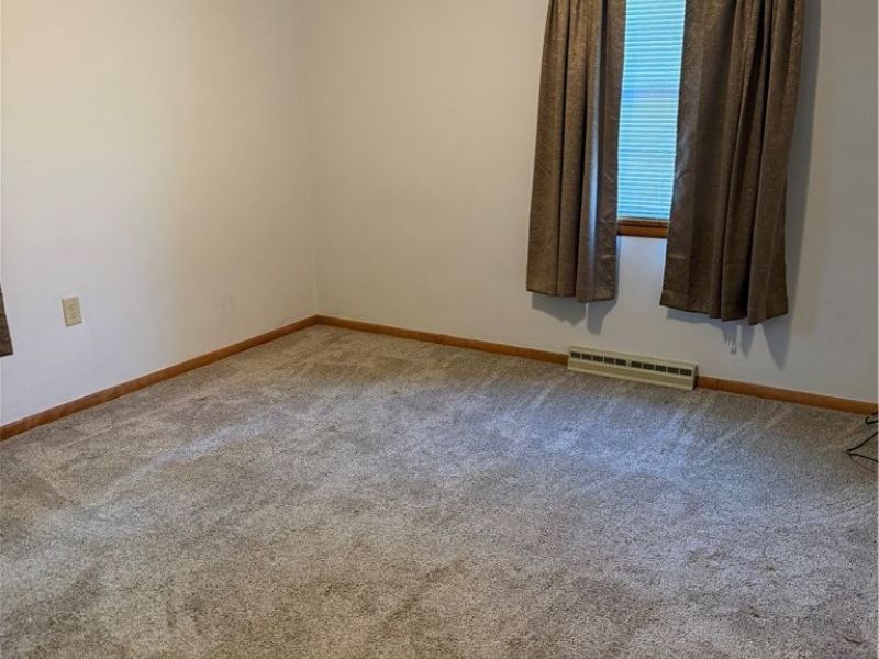 203 W Main Road, Conneaut, OH 44030 Photo 11