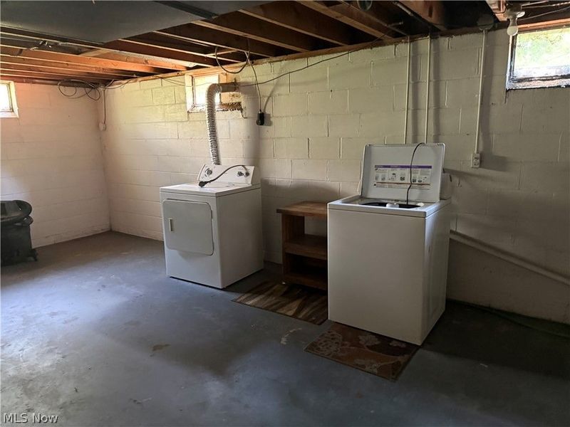 203 W Main Road, Conneaut, OH 44030 Photo 13