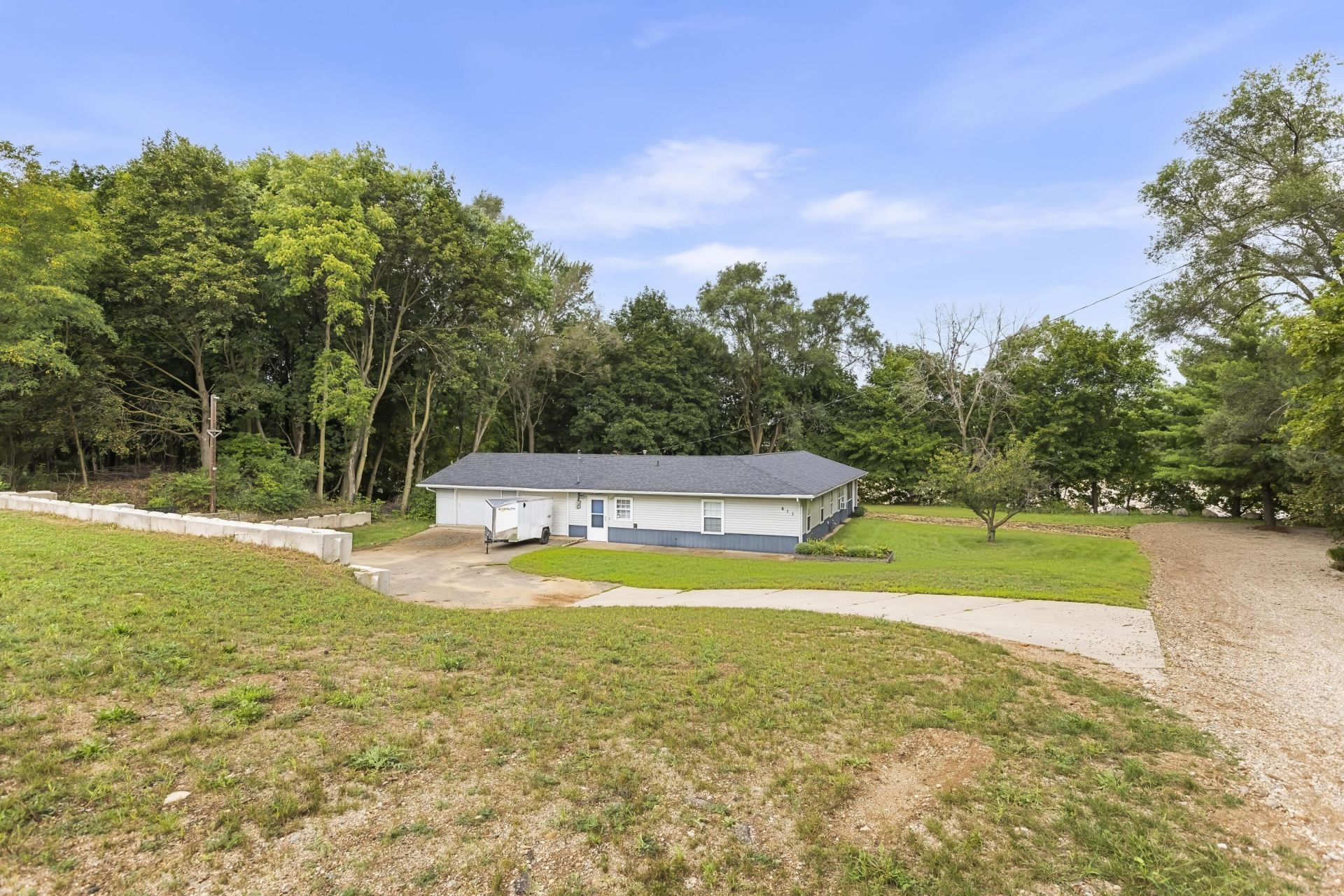 611 Niepoth Street, Battle Creek, MI 49014 Main Photo