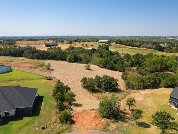 4565 Raymond Lane, Guthrie, OK 73044