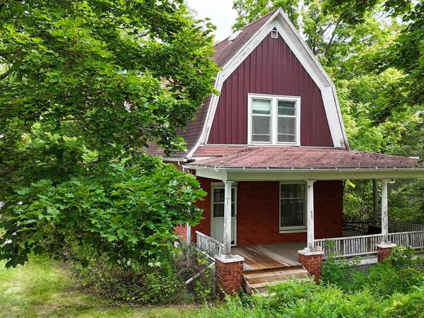 627 Franklin Street S, Mt Pleasant, MI 48858