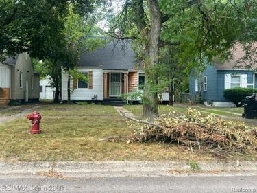 18462 Grandville Avenue , Detroit, Mi 48219