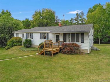 3250 Groveland Road , Groveland Township, Mi 48462