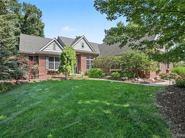 5929 Scott Circle, Independence Township, Mi 48348