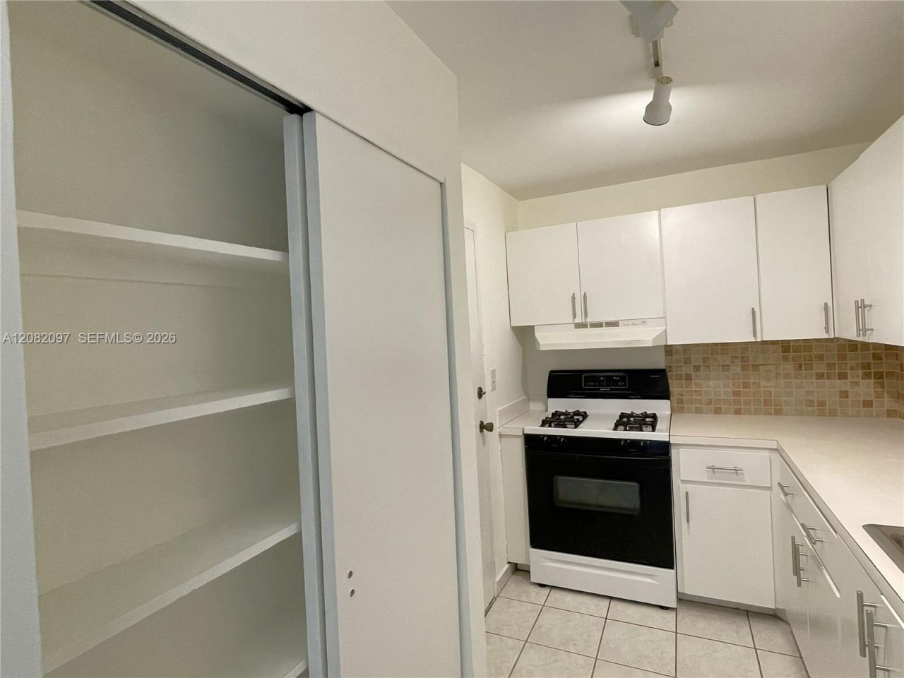 6904 N Kendall Dr , Unit F405, Pinecrest, FL 33156 Photo