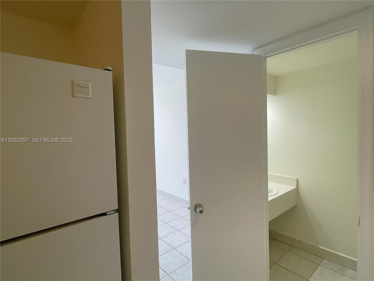 6904 N Kendall Dr , Unit F405, Pinecrest, FL 33156 Photo