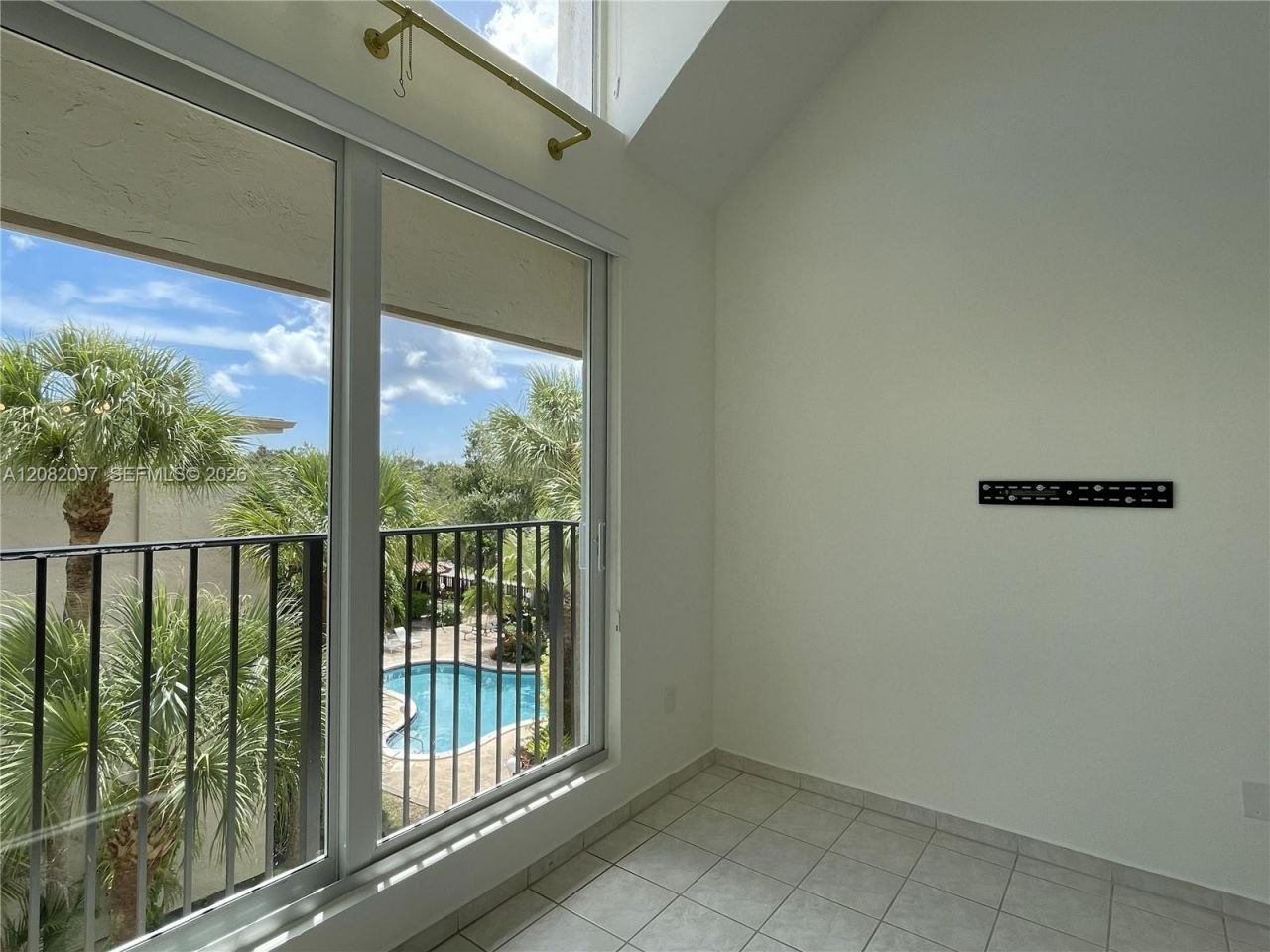6904 N Kendall Dr , Unit F405, Pinecrest, FL 33156 Photo