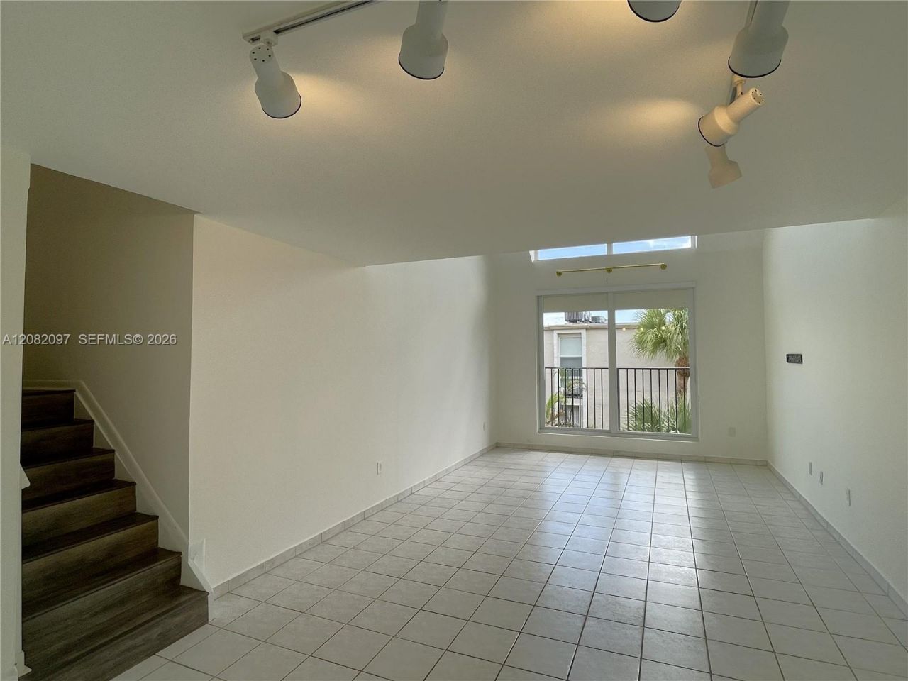6904 N Kendall Dr , Unit F405, Pinecrest, FL 33156 Photo